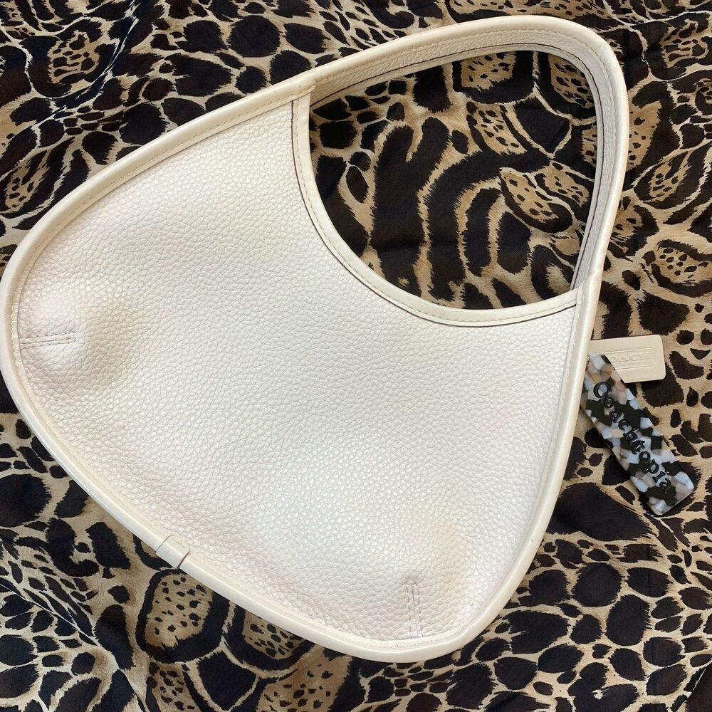 COACH Ergo Bag in Coachtopia Leather Cloud White CK112 - Picture 1 of 16